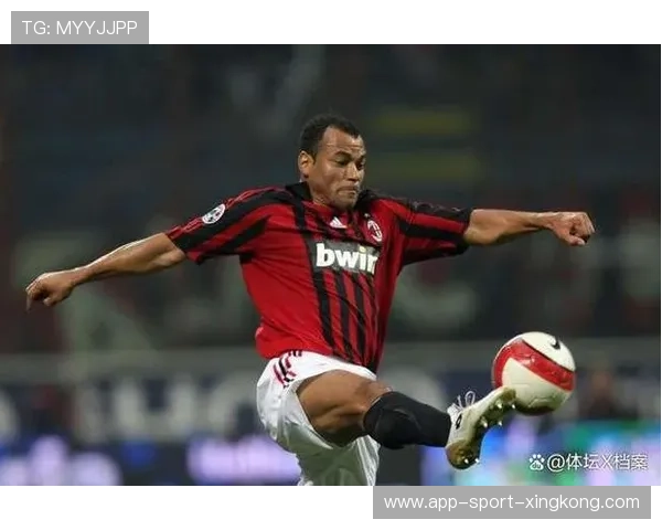 AC米兰锁定新门将候选:未来守门员的潜力与挑战 AC米兰锁定新门将候选:未来守门员的潜力与挑战